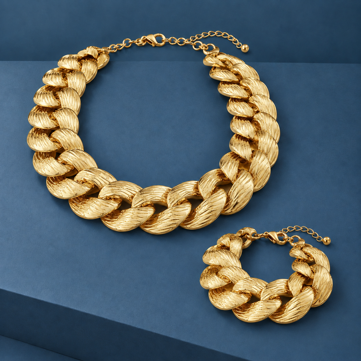 Lazzari Chunky Chain Set - Gold (Matte)