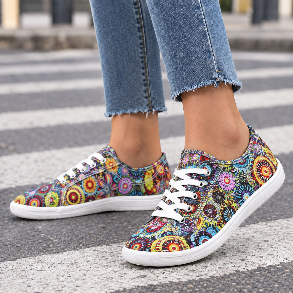 Fiorella Wide Toe Sneakers - Multicolor