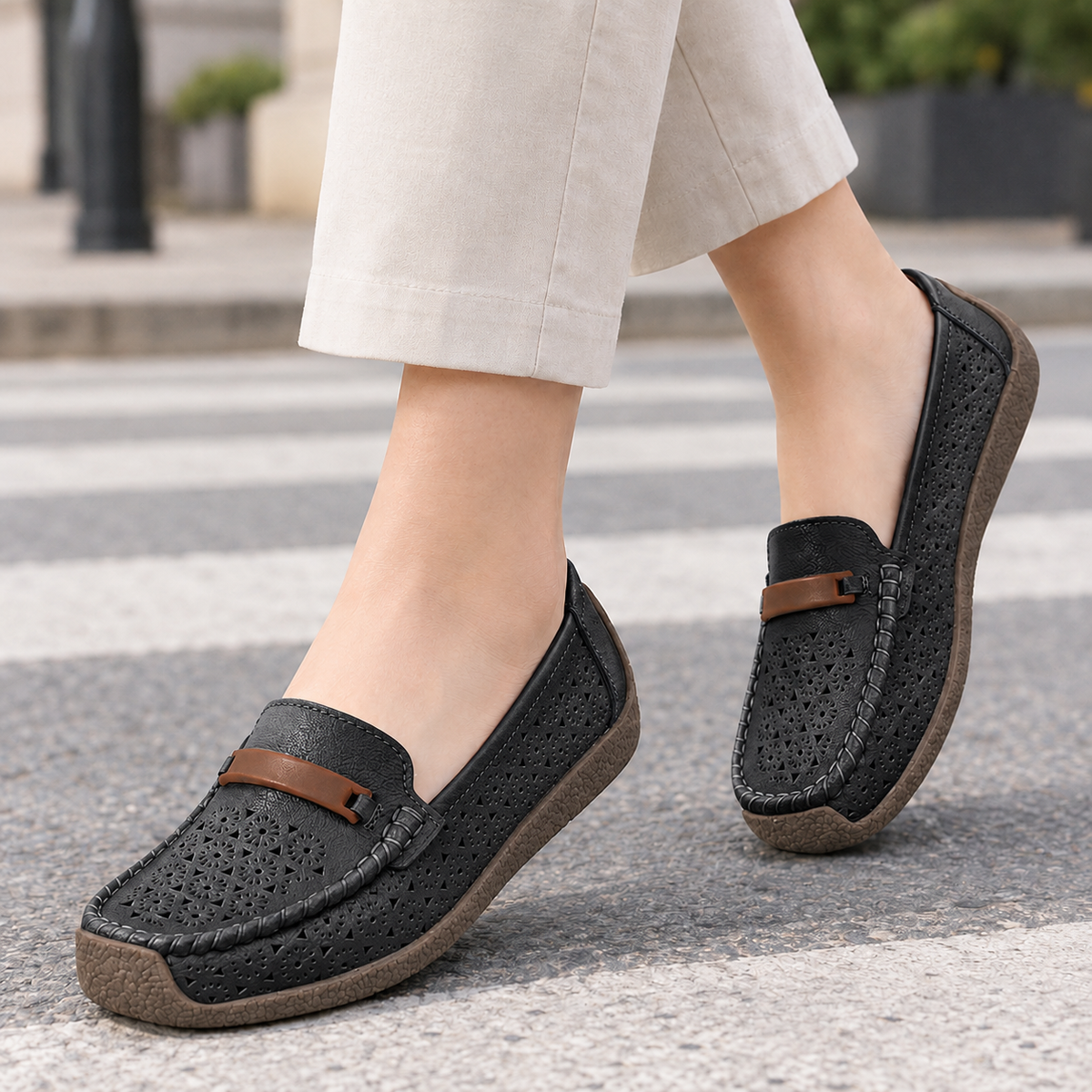 Serrano Perforated Loafers - Black