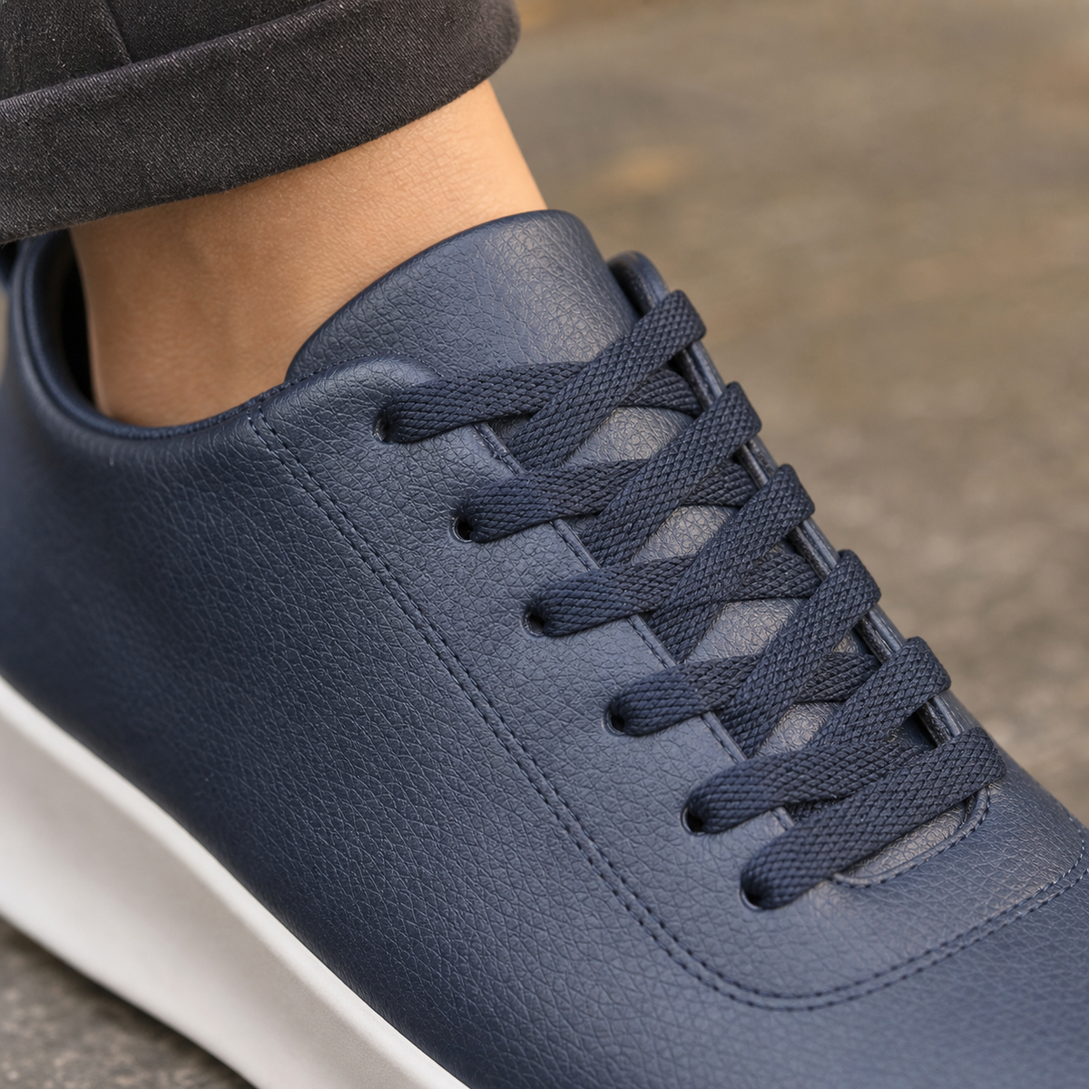 Rizzi Lace-Up Sneakers - Scale in Room
